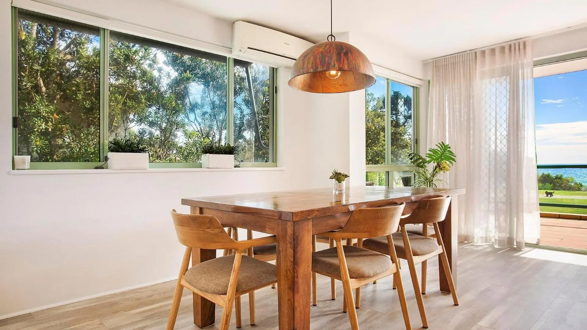 Apartment 3 Surfside Byron Bay